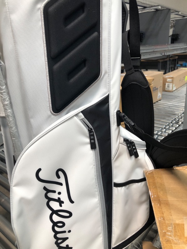 Photo 4 of Titleist Hybrid 14 Golf Bag White/Black/Gray