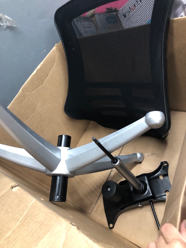 Photo 3 of **PARTS ONLY**
BLACK OFFICE CHAIR 
*MISSING PARTS*