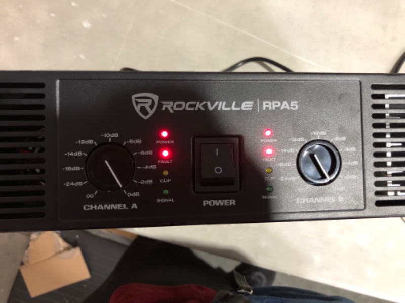 Photo 6 of Rockville RPA5 1000w Peak / 400w RMS (200 x 2) 2 Channel Power Amplifier Pro/DJ Amp 1000 Watt Amplifier