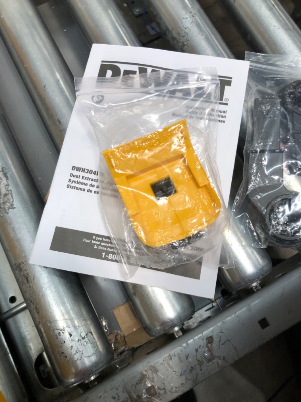 Photo 3 of **** NEW **** DEWALT Onboard Rotary Hammer Dust Extractor for 1-1/8-Inch SDS Plus Hammers (DWH304DH)