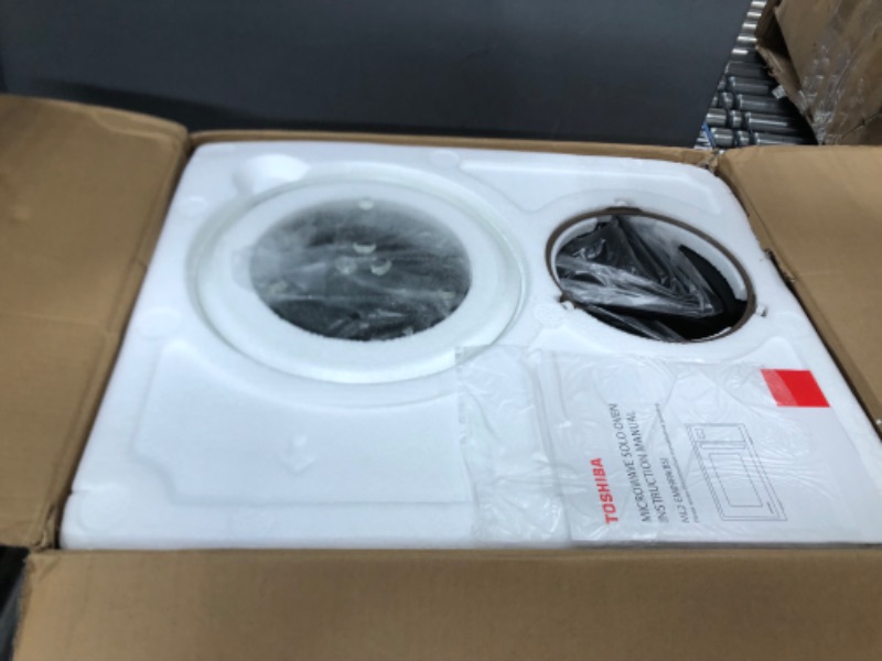 Photo 8 of TOSHIBA ML2-EM09PA(BS) Small Countertop Microwave Oven With 6 Auto Menus, Kitchen Essentials, Mute Function & ECO Mode, 0.9 Cu Ft, 10.6 Inch Removable Turntable, 900W, Black Color 0.9 Cu.Ft.