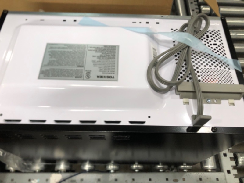 Photo 6 of TOSHIBA ML2-EM09PA(BS) Small Countertop Microwave Oven With 6 Auto Menus, Kitchen Essentials, Mute Function & ECO Mode, 0.9 Cu Ft, 10.6 Inch Removable Turntable, 900W, Black Color 0.9 Cu.Ft.