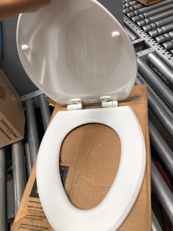 Photo 3 of **USED**
Mayfair 1847SLOW 000 Kendall Slow-Close, Removable Enameled Wood Toilet Seat That Will Never Loosen, 1 Pack ELONGATED - Premium Hinge, White White ELONGATED Toilet Seat