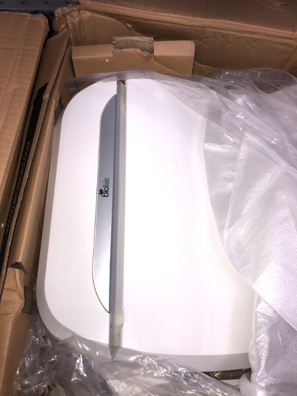 Photo 2 of **PARTS ONLY**
Bio Bidet Ultimate BB-600 Bidet Toilet Seat, adjustable Heated Seat and Freshwater