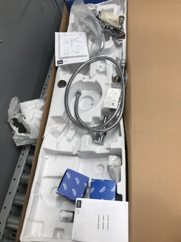 Photo 2 of ***PARTS ONLY***
Grohe 26421000 New Tempesta Shower System with Thermostat for Wall Mount, Starlight Chrome