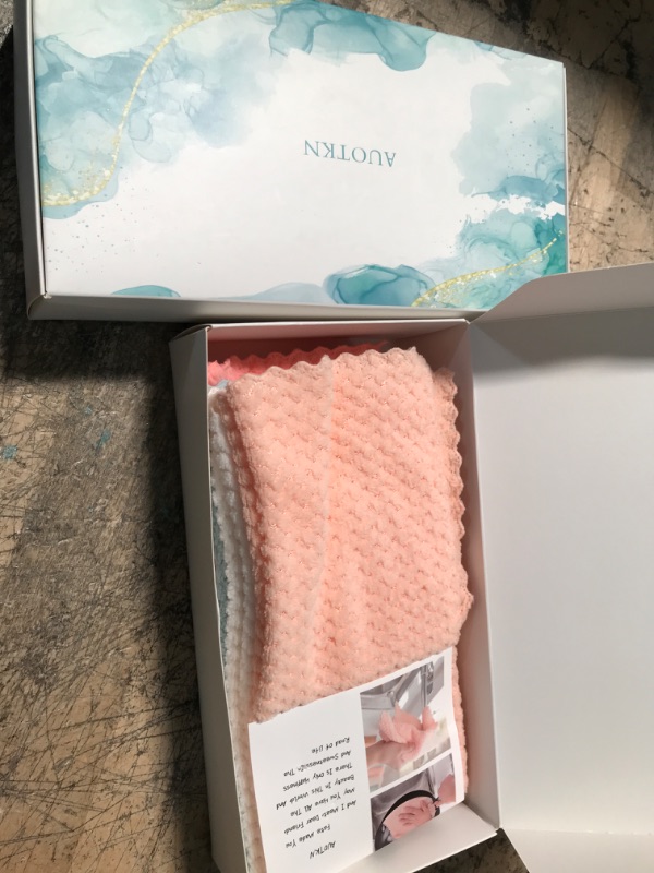 Photo 2 of 2 of- AUOTKN 10 Pack 99.9% Coral Fleece Microfiber Kitchen Dish Towels, Reusable Kitchen Towels, Quick Drying Cleaning Cloths?Super Cleaning Power?Machine Washable