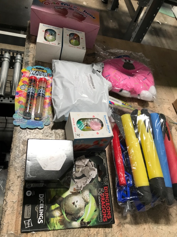 Photo 1 of Bundle of assorted kids toys -9