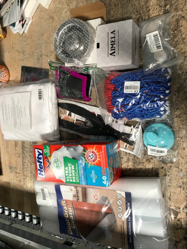 Photo 1 of 11 pcs assorted household items bundle