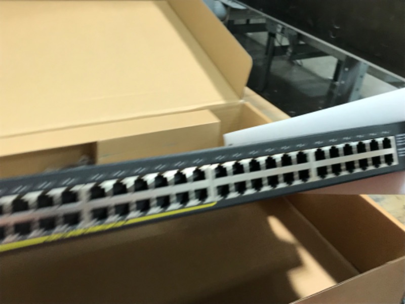 Photo 6 of NETGEAR 48-Port Gigabit Ethernet Unmanaged PoE+ Switch (GS348PP) - with 24 x PoE+ @ 380W, Desktop or Rackmount
