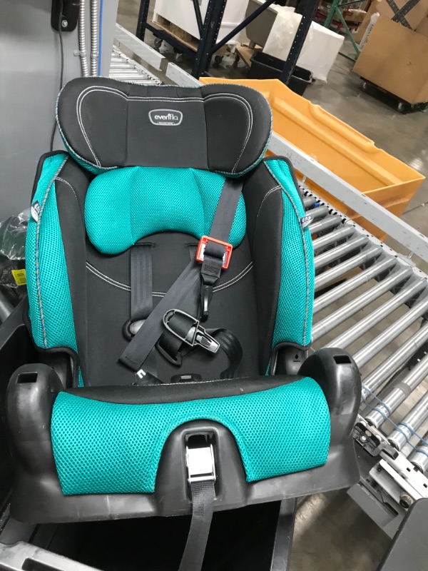 Photo 3 of **NEEDS TO BE CLEANED**
Evenflo Chase Plus 2-in-1 Booster Car Seat (Grenada Green)
