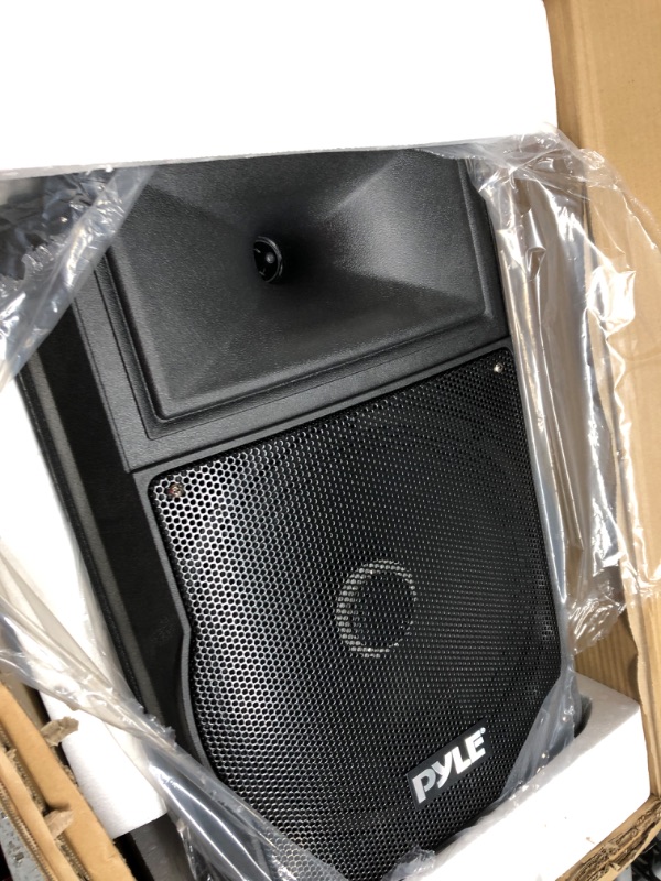 Photo 3 of Wireless Portable PA Speaker System - 700 W Battery Powered Rechargeable Sound Speaker and Microphone Set with Bluetooth MP3 USB Micro SD FM Radio AUX 1/4" DJ lights - For PA / Party - Pyle PSUFM1280B Basic Karaoke Speaker System