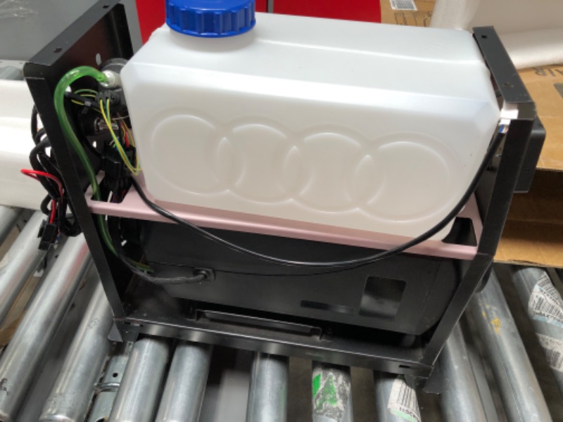 Photo 1 of **** NEW **** GEARZAAR Diesel Heater with Muffle Silencer, 8KW 12V/ 24V Parking Heater with Remote Control and LCD Display, Air Heater Fast Heating for RV Truck Boat Bus Car Trailer Garage Home Tent