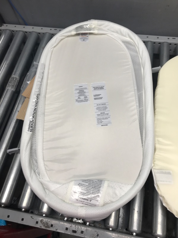 Photo 2 of *USED AND MISSING SOME SCREWS* BABYBJORN Cradle - White, 31x23x26 Inch (Pack of 1)