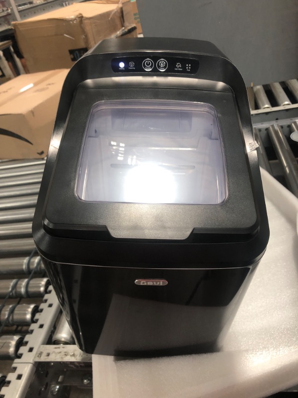 Photo 1 of Frigidaire 26 Lbs per day Portable Compact Maker, Ice Making Machine, Black Stainless
