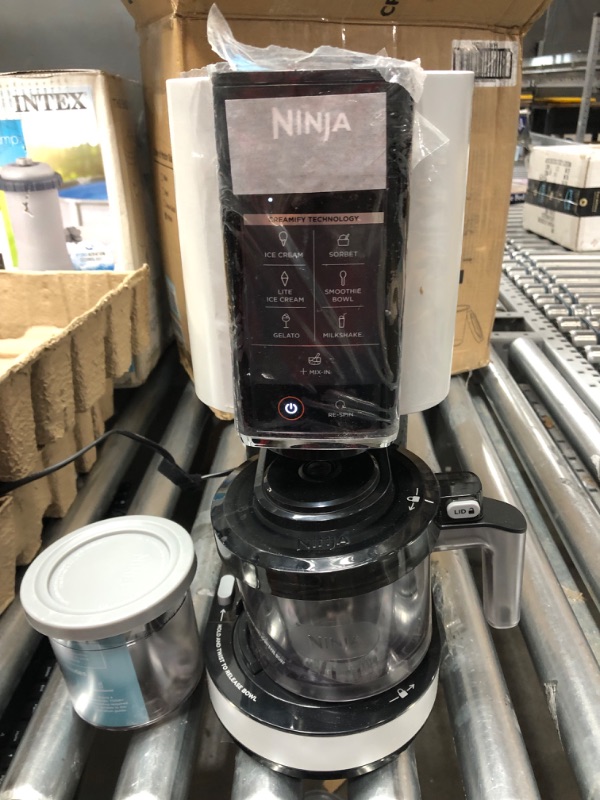 Photo 1 of Ninja CREAMi Ice Cream Maker with 3 CREAMi Pints 28253887
4.64K Sold
