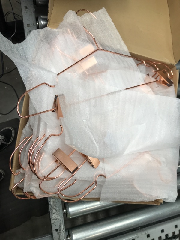 Photo 1 of **MISSING 7 HANGERS** 25Pack Koobay 13" Rose Gold Copper Shiny Metal Wire Clothes Hangers With Adjustable Clips for Shirts Coat Storage & Display
