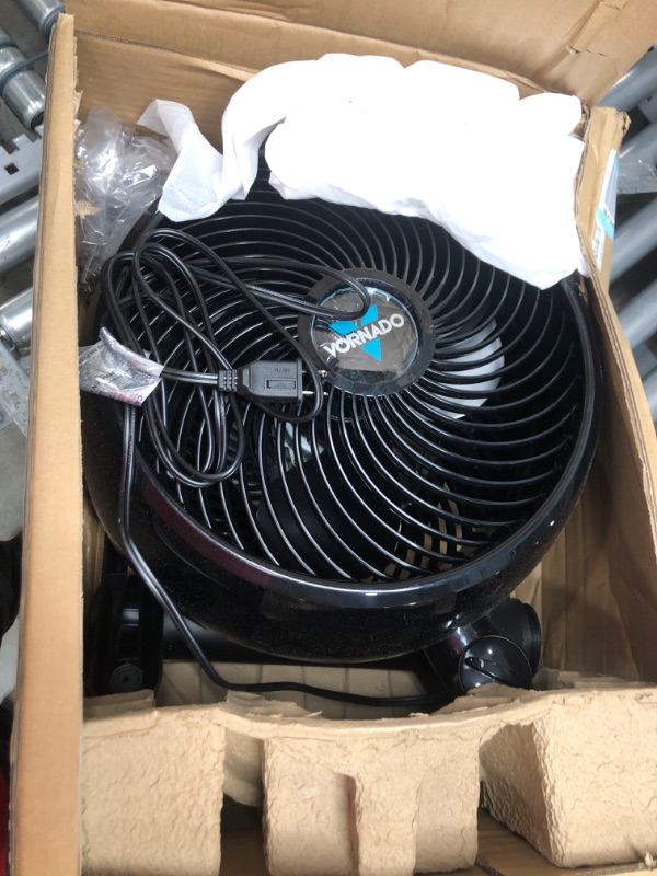 Photo 2 of **ITEM DOES NOT WORK**SOLD FOR PARTS**
Vornado 7803 Large Pedestal Whole Room Air Circulator Fan with Adjustable Height