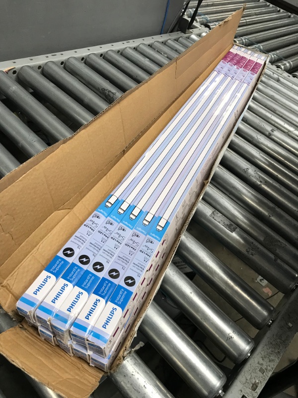 Photo 1 of PHILIPS LED Dimmable InstantFit 4-Foot T5 Tube Bulb, 3500 Lumen, Daylight (5000K), 24W=54W, Minatare Bi-Pin G5 Base, 10-Pack
