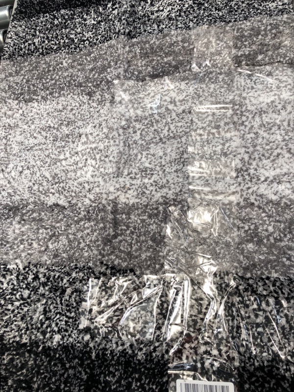 Photo 1 of 2' X 3' PLUSH BLACK, GRAY, WHITE AREA RUG(UNKNOWN BRAND)