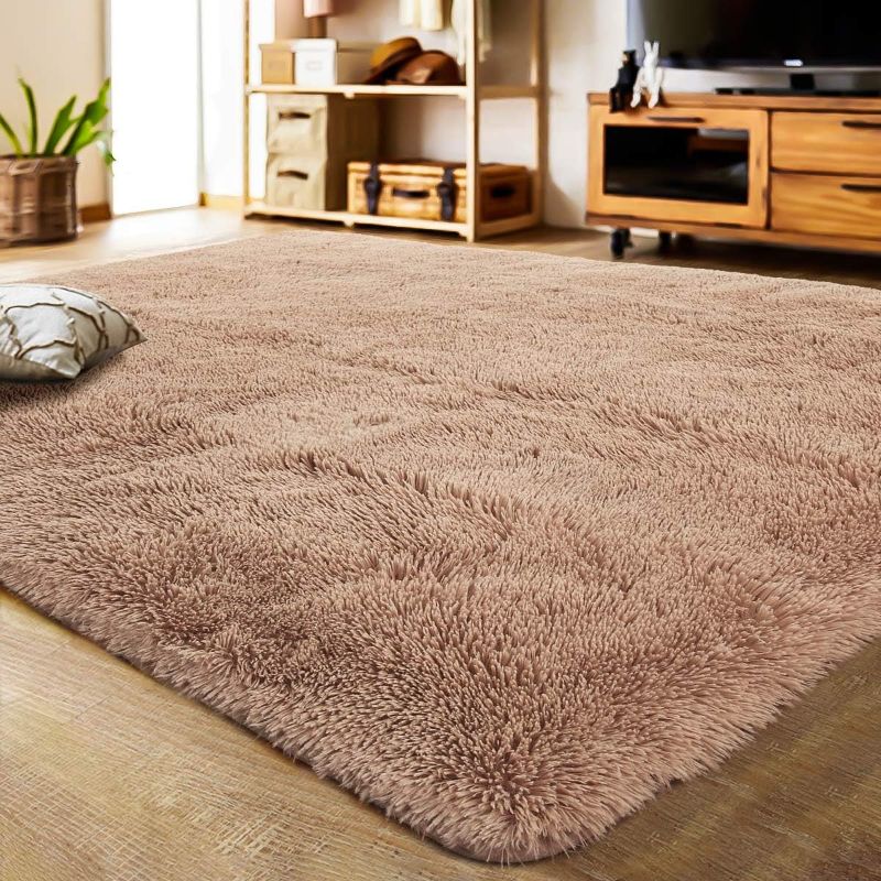 Photo 1 of 8' X 10' BEIGE PLUSH AREA RUG(UNKNOWN BRAND)