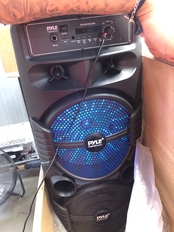 Photo 6 of Pyle Portable Bluetooth PA Speaker System - 600W Rechargeable Outdoor Bluetooth Speaker Portable PA System w/ Dual 8” Subwoofer 1” Tweeter, Microphone In, Party Lights, USB, Radio, Remote - PPHP2835B