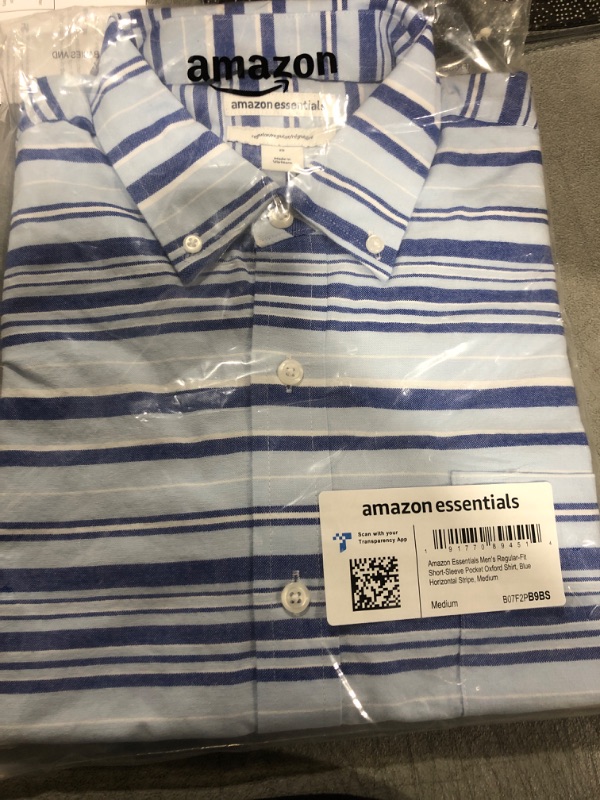 Photo 2 of Amazon Essentials Men's Regular-Fit Short-Sleeve Pocket Oxford Shirt Medium Blue Horizontal Stripe