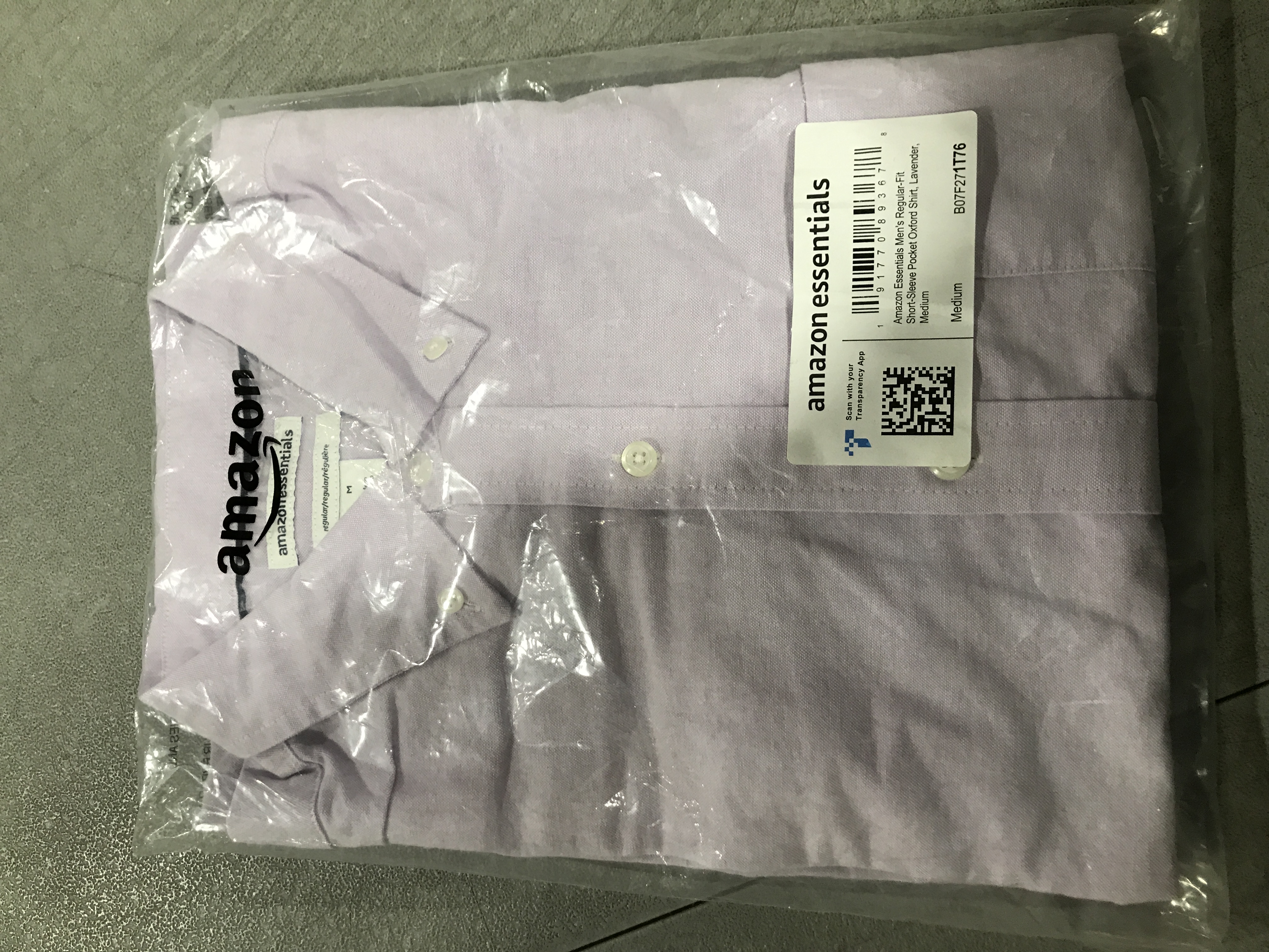 Photo 2 of Amazon Essentials Men's Regular-Fit Short-Sleeve Pocket Oxford Shirt size Medium Lavender