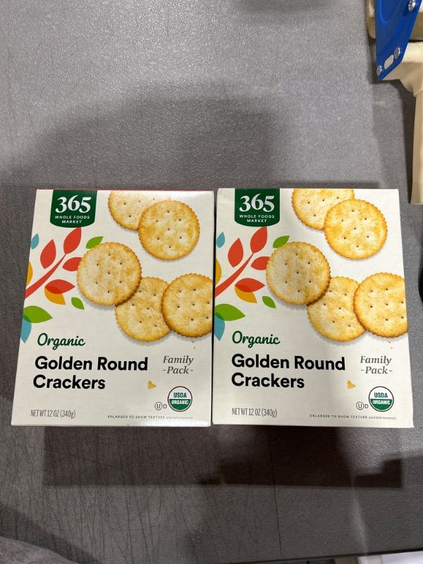 Photo 2 of 2PCK 365 by Whole Foods Market, Organic Golden Round Crackers, 12 Ounce