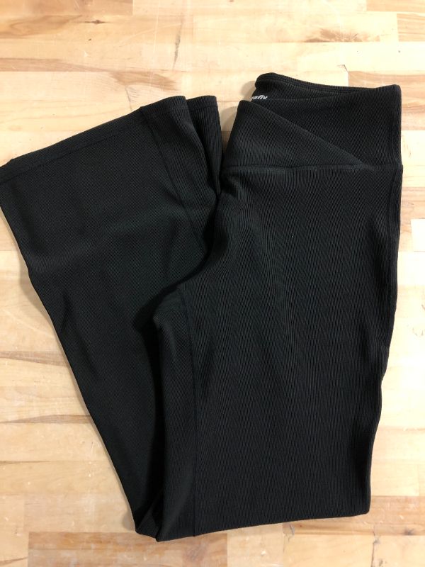 Photo 3 of Fyshipin Women Yoga Pants,Tummy Control High Waist Ribbed 7" Inseam,Gym Compression Workout Pants Large Black