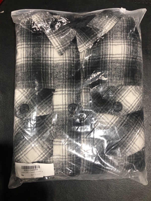 Photo 1 of [Size M] Flannel Jacket- Black/Grey/White