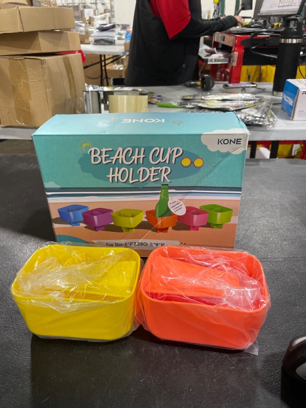 Photo 1 of 6pc Beach Cup Holder 