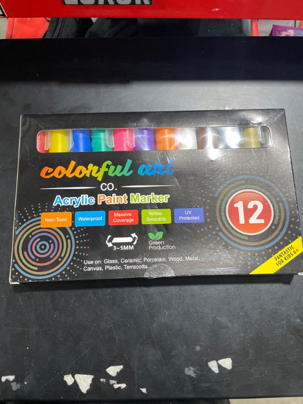 Photo 1 of Acrylic paint Marker 
