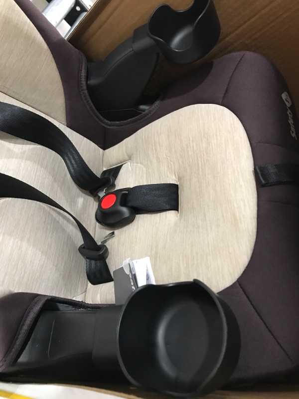 Photo 3 of Safety 1st Grand 2-in-1 Booster Car Seat, Extended Use: Forward-Facing with Harness, 30-65 pounds and Belt-Positioning Booster, 40-120 pounds, Dunes Edge