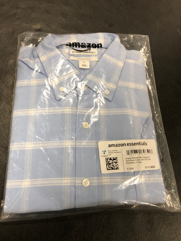 Photo 2 of Amazon Essentials Men's Regular-Fit Short-Sleeve Pocket Oxford Shirt X-Large Blue Windowpane