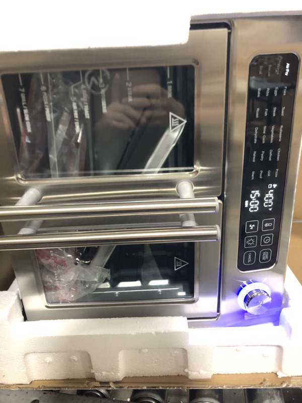 Photo 4 of Emeril Lagasse 26 QT Extra Large Air Fryer, Convection Toaster Oven with French Doors, Stainless Steel
UP TO 500 DEGREES GRILLING AND SEARING
DISH WASHER SAFE PARTS
TESTED 
