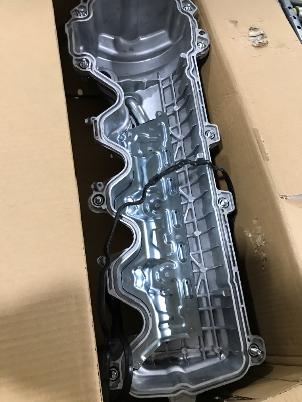 Photo 1 of Dorman 264-909 Driver Side Engine Valve Cover Compatible with Select Ford / Lincoln / Mercury Models
