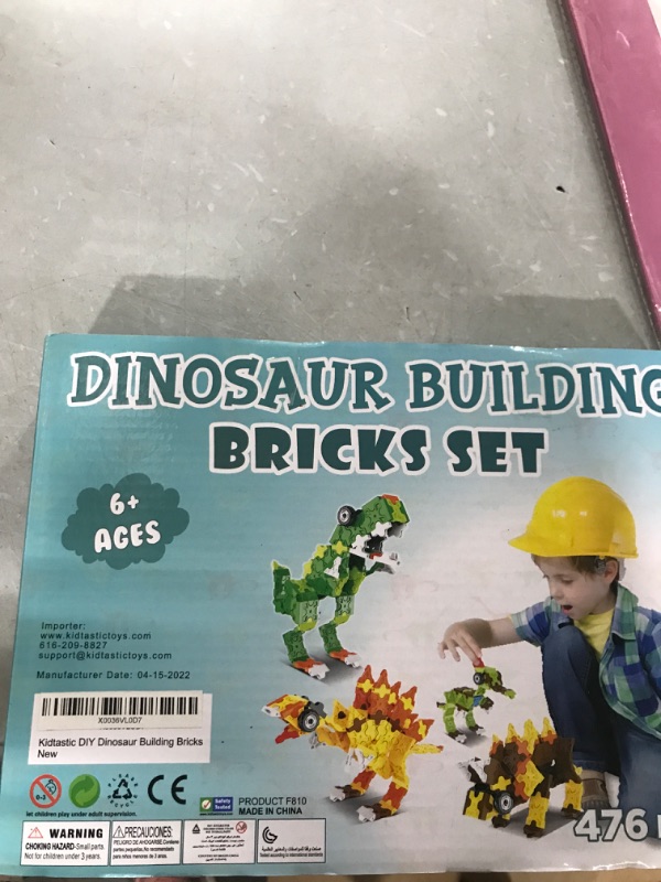 Photo 1 of DINOSAUR BUILDING BRICKS SET