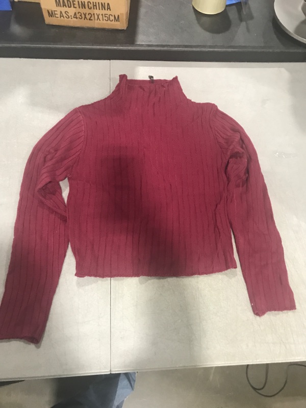 Photo 1 of ZAFUL WOMENS MEDIUM CROPPED SWEATER