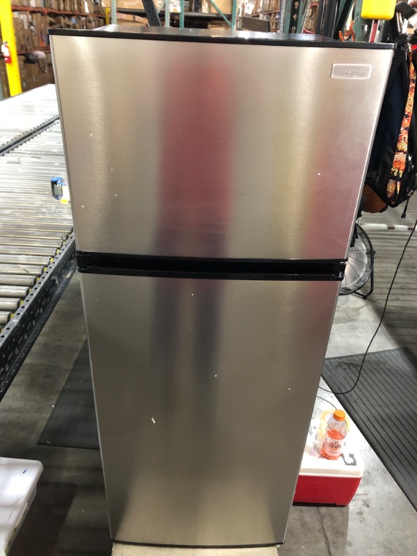 Photo 2 of 7.1 cu. ft. Top Freezer Refrigerator in Stainless Steel Look
