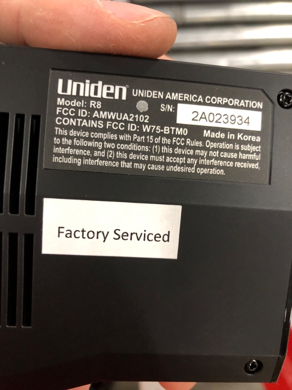 Photo 4 of UNIDEN R8 Extreme Long-Range Radar/Laser Detector, Dual-Antennas Front & Rear Detection Built-in GPS w/Directional Arrows, Real-Time Alert , Voice Alerts, Red Light and Speed Camera Alerts (Renewed)
