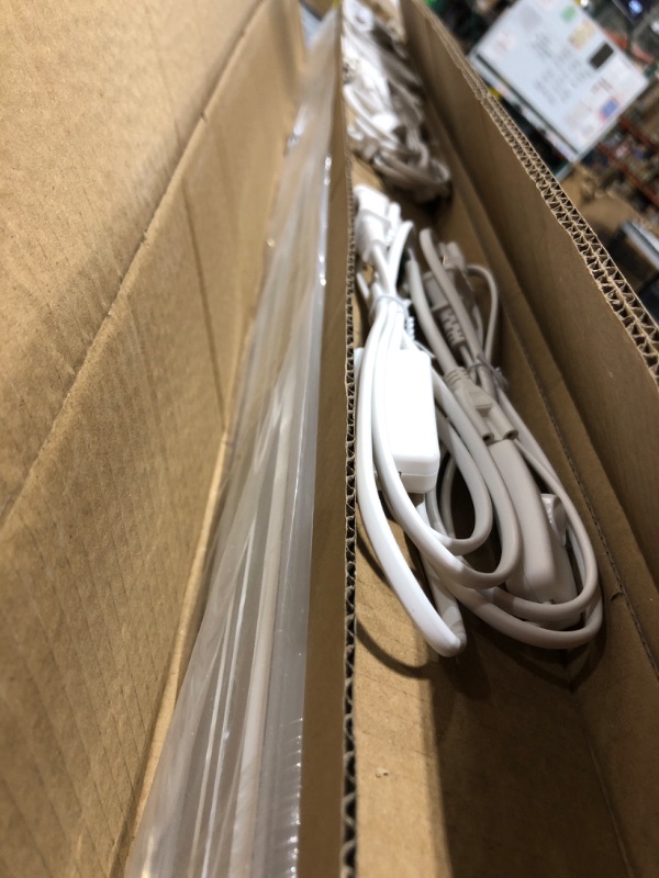 Photo 1 of (Pack of 8) Barrina LED T5 Integrated Single Fixture