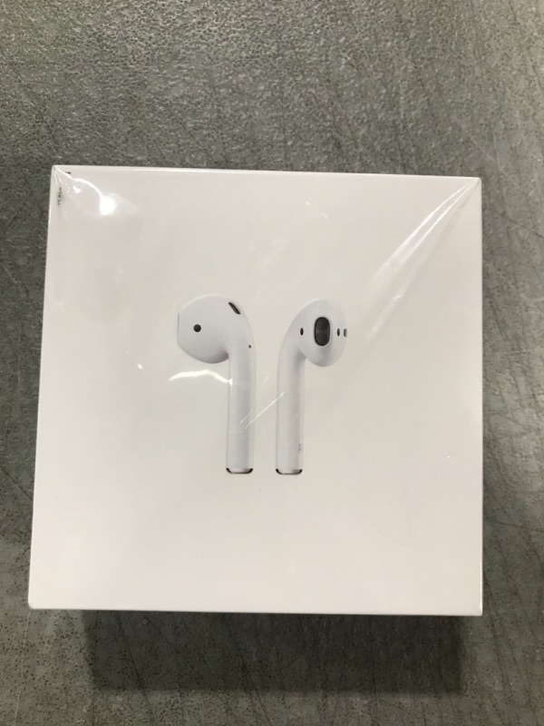 Photo 4 of Apple AirPods with Charging Case (Latest Model)