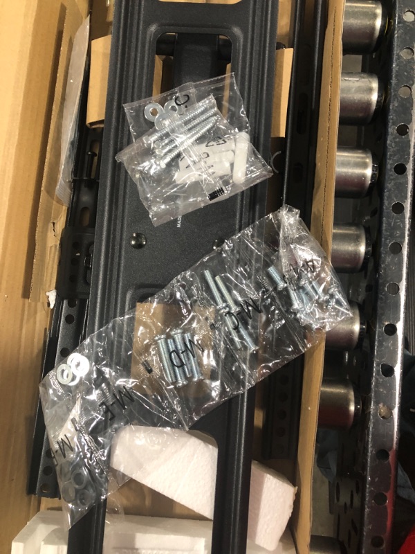 Photo 1 of Full Motion Aticulating TV Wall Mount(05413A)