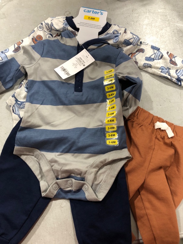 Photo 2 of Carter;s Baby Boy S 4-Piece Long Sleeve Bodysuits & Jogger Pants Set (Navy/Brown/Cars 3-6M)
SIZE 3-6 MONS