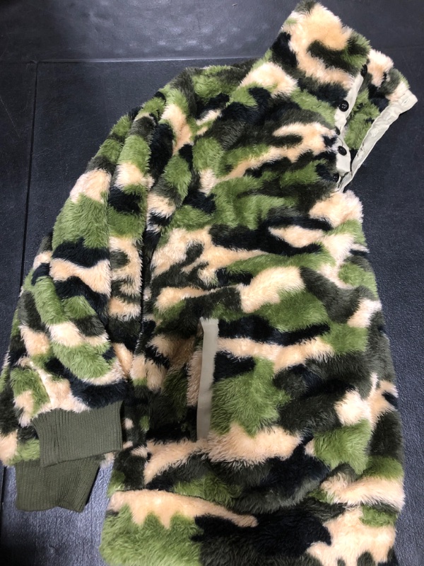 Photo 1 of ARMY PRINT FLEECE - SIZE SMALL 