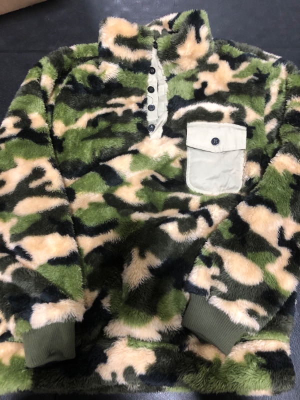 Photo 2 of ARMY PRINT FLEECE - SIZE SMALL 