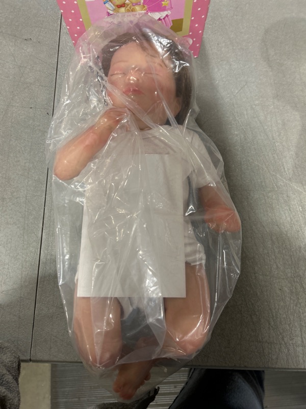 Photo 2 of GUESSBELLY 45cm 18inch 3D-Paint Skin Sleeping Reborn Dolls Like Real Baby Newborn Girl with Cloth Body Soft Silicone Limb Alive Dress Up Toy