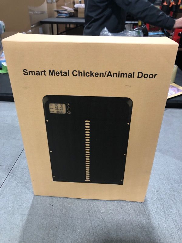 Photo 2 of Automatic Chicken Coop Door,Aluminum Chicken Automatic Door,Upgraded Auto Chicken Door Opener with Timer Control Water Resistant Alkaline Battery Powered
