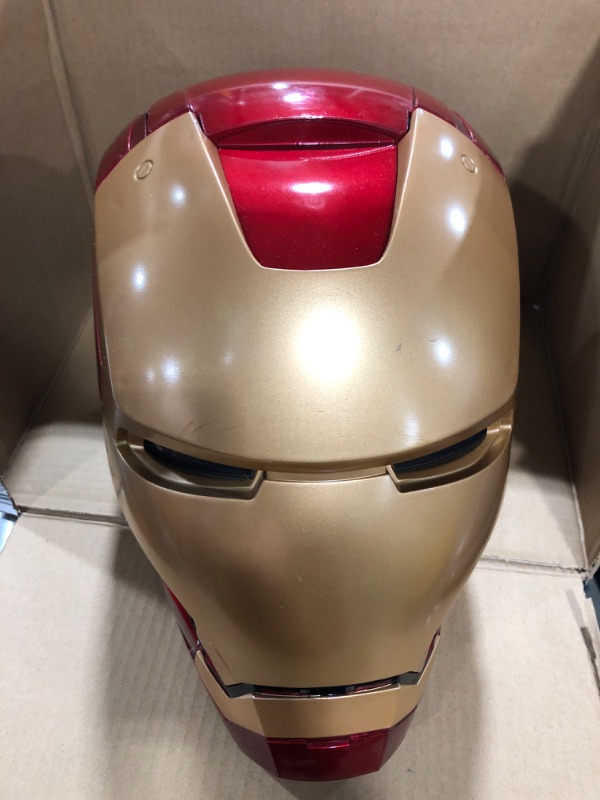 Photo 5 of Avengers Marvel Legends Iron Man Electronic Helmet - Multicolor Characters