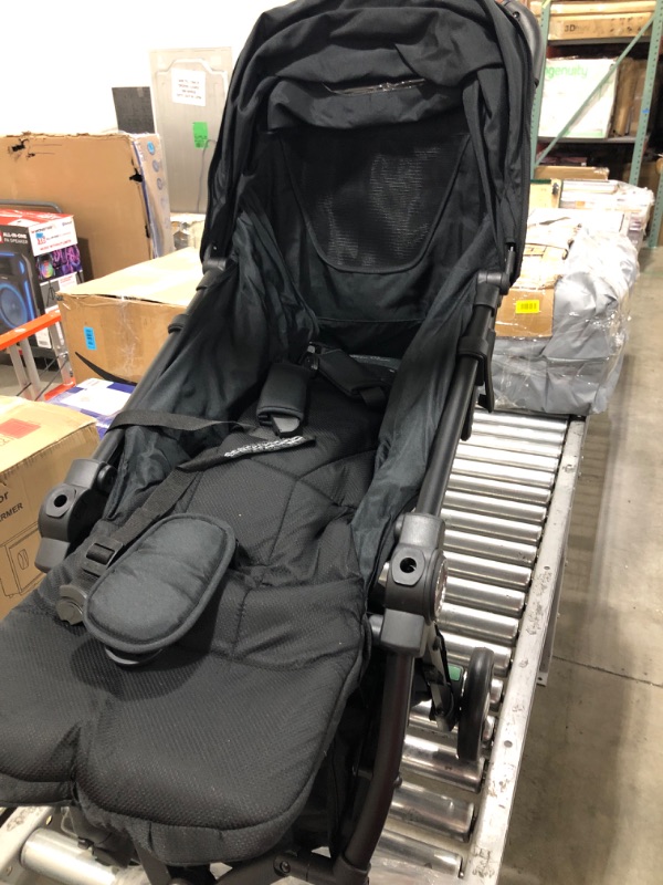 Photo 4 of **MISSING ONE HANDLE, ONE DAMAGED** Silver Cross Jet  Full Size TSA Approved Infant & Toddler Stroller, Lightweight Airplane Travel Pram, Compact One Hand Fold Baby Strollers W/Water Resistant Rain Cover, Holds Newborn (Black)